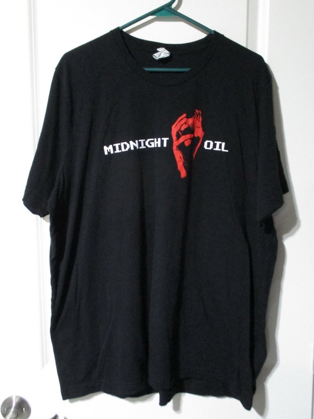 Vtg MIDNIGHT OIL Concert Tshirt, RESIST: THE FINAL TOUR 2022 Preowned